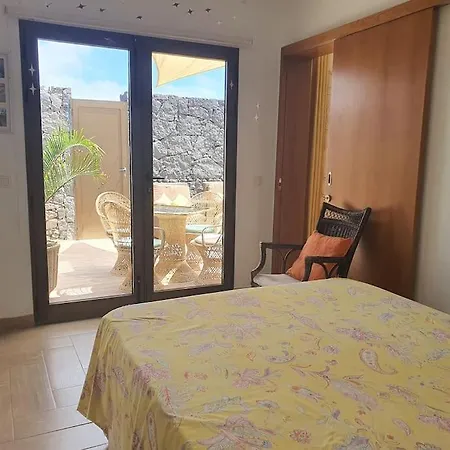 La Graciosa By Rentaholidayslanzarote アパート