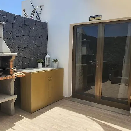 Apartment La Graciosa By Rentaholidayslanzarote *