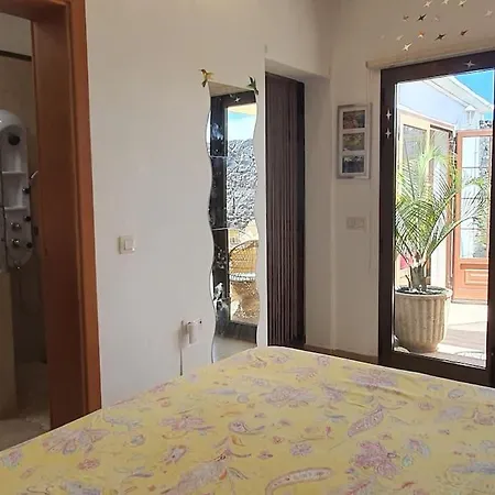 La Graciosa By Rentaholidayslanzarote Apartment *